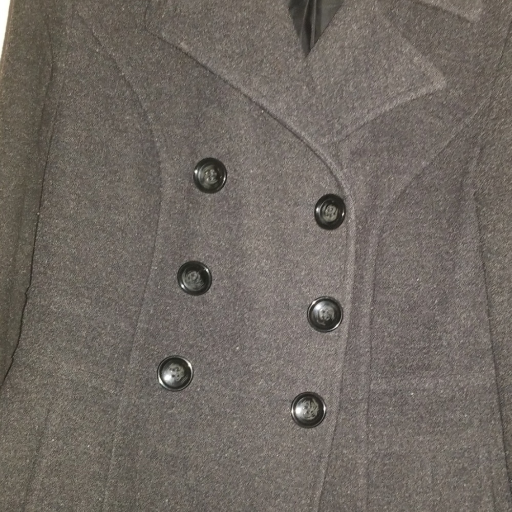 Coat - Picture 2 of 5